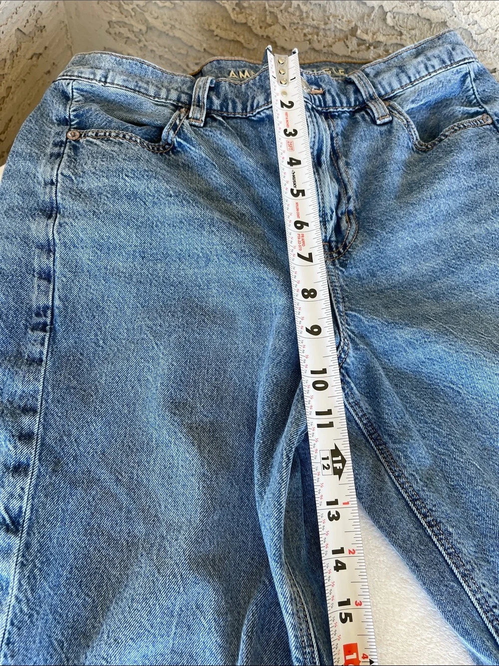 American Eagle Dreamy Drape Barrel leg 4 short - Picture 5 of 9